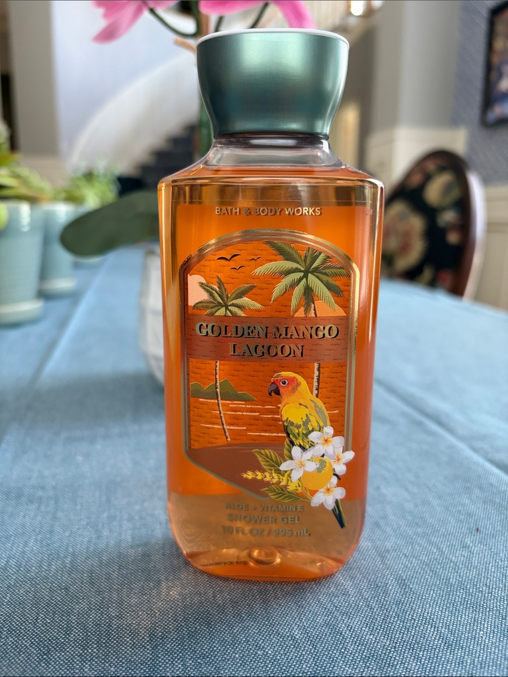 Bath & Body Works Golden Mango Lagoon body wash